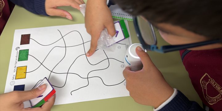 SEGUIMOS APRENDIENDO CON LA ROBÓTICA EN EL COLE