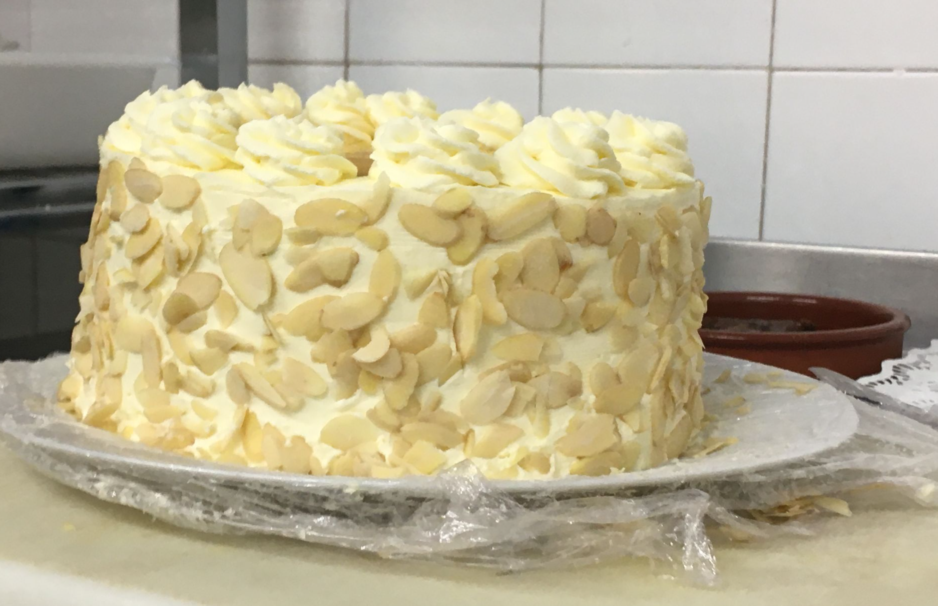 Tarta elaborada por el alumnado de Panadería y Pastelería del CEPA Alfar.