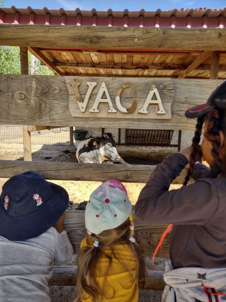 Visita a la granja-escuela La Esgaravita (19 de abril de 2023)