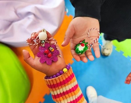 Celebrando la Primavera: Taller de Broches para los Pequeños Artistas de 1º y 2º de Primaria