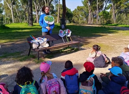 Exploradores y exploradoras en el bosque de la ciudad: Visita a la Dehesa de la Villa
