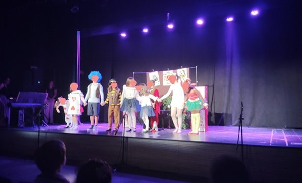 Broche de oro al curso! Un festival repleto de arte, ritmo y una emocionante despedida