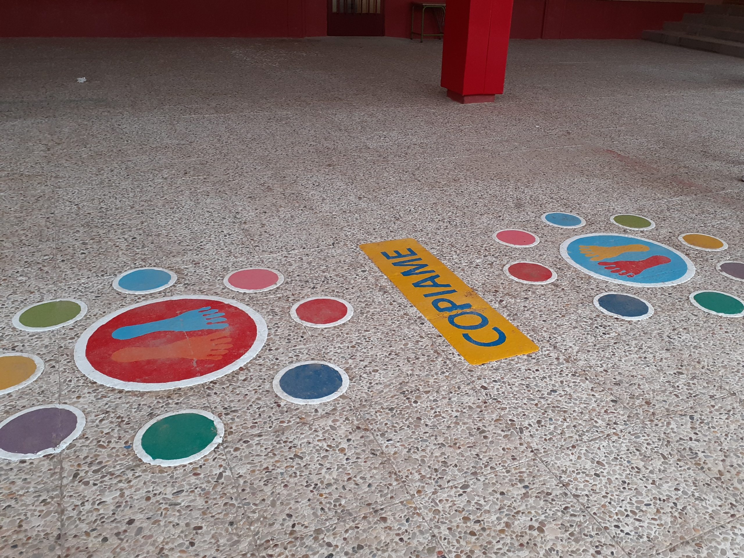 ESTRENAMOS JUEGOS EN EL PATIO