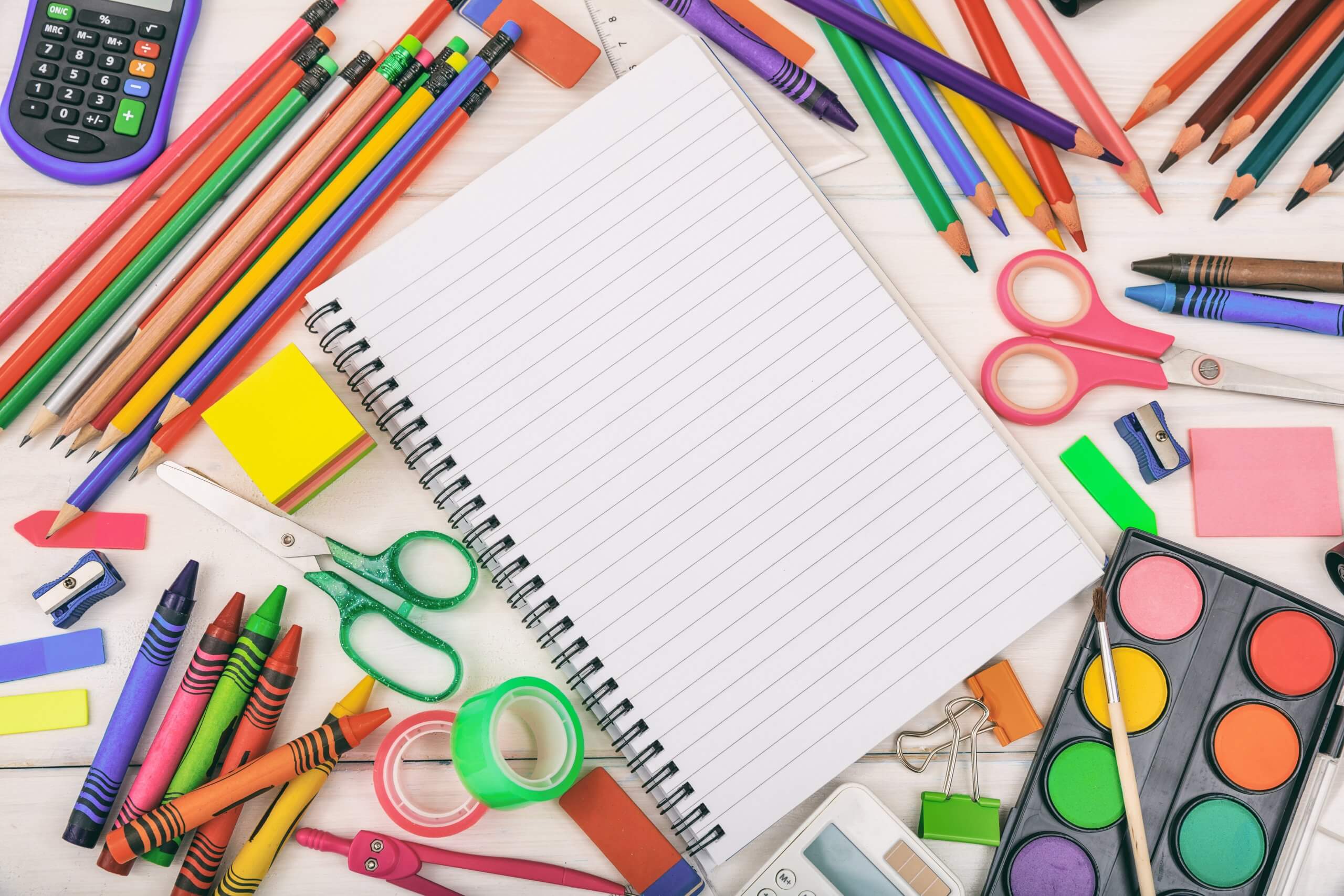 MATERIAL ESCOLAR