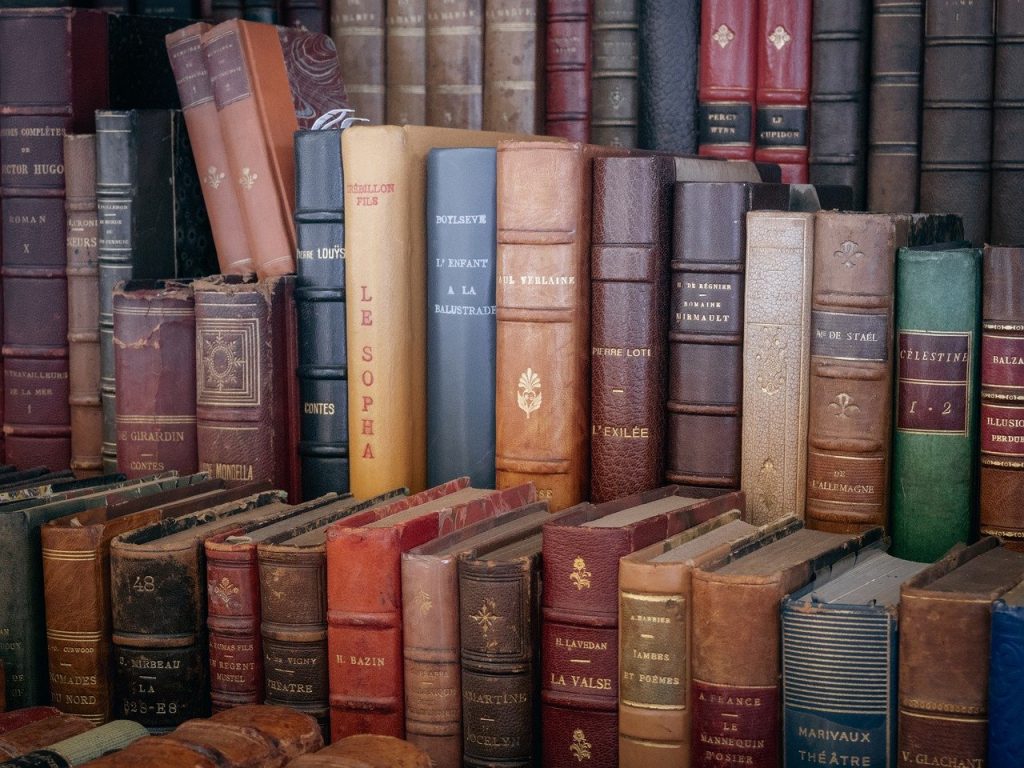La imagen tiene un atributo ALT vacío; su nombre de archivo es books-8594725_1280-1024x768.jpg