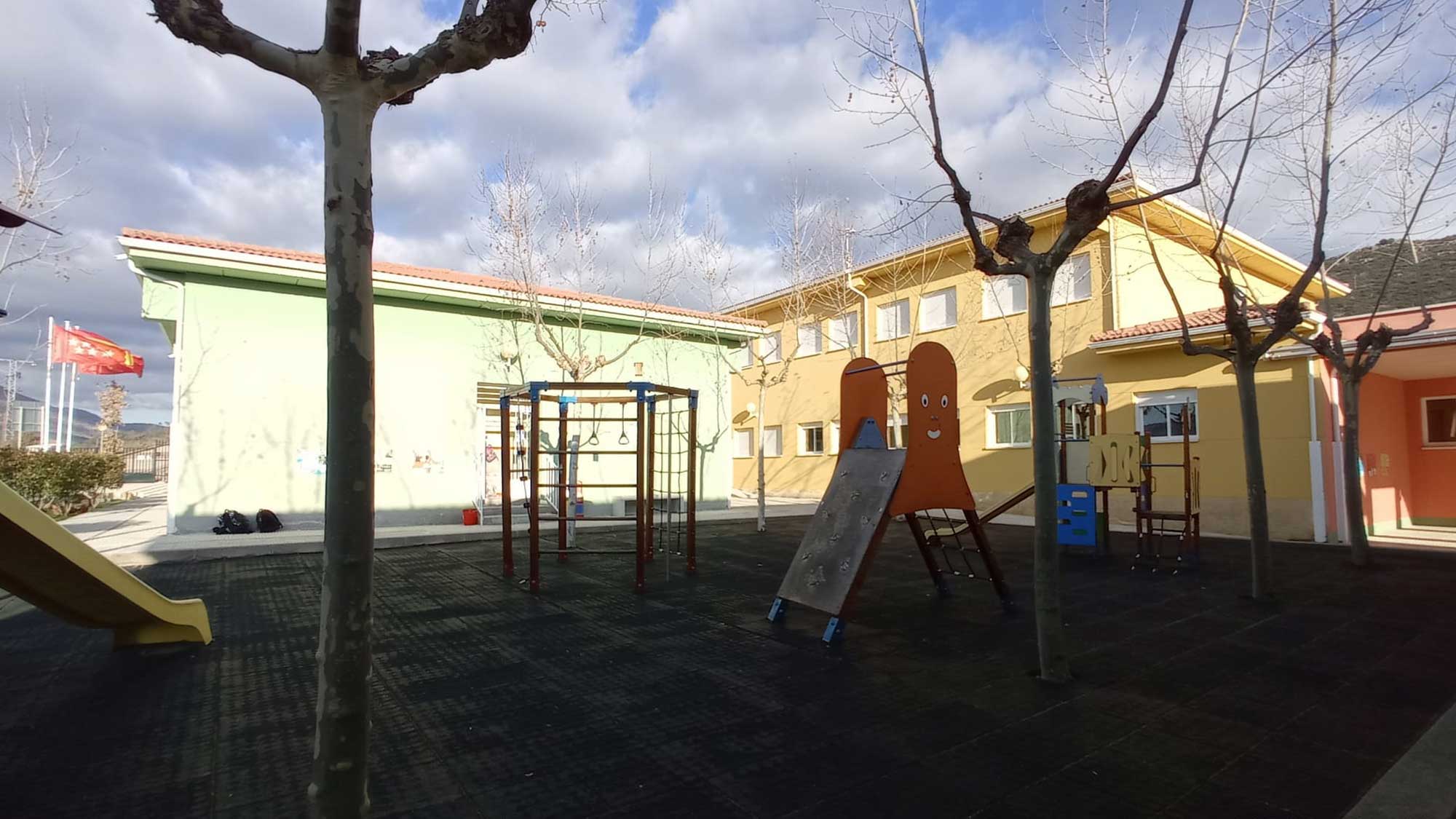 Patio Infantil. CEIP. NAVAHONDA