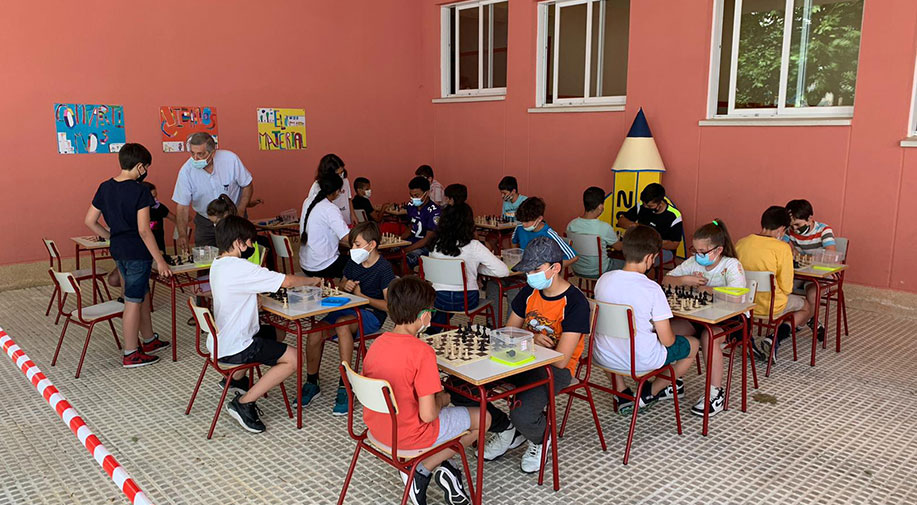 Primer Torneo de Ajedrez Solidario. CEIP. Navahonda