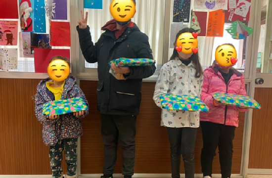 ENTREGA DE PREMIOS DEL CONCURSO DE TARJETAS NAVIDEÑAS