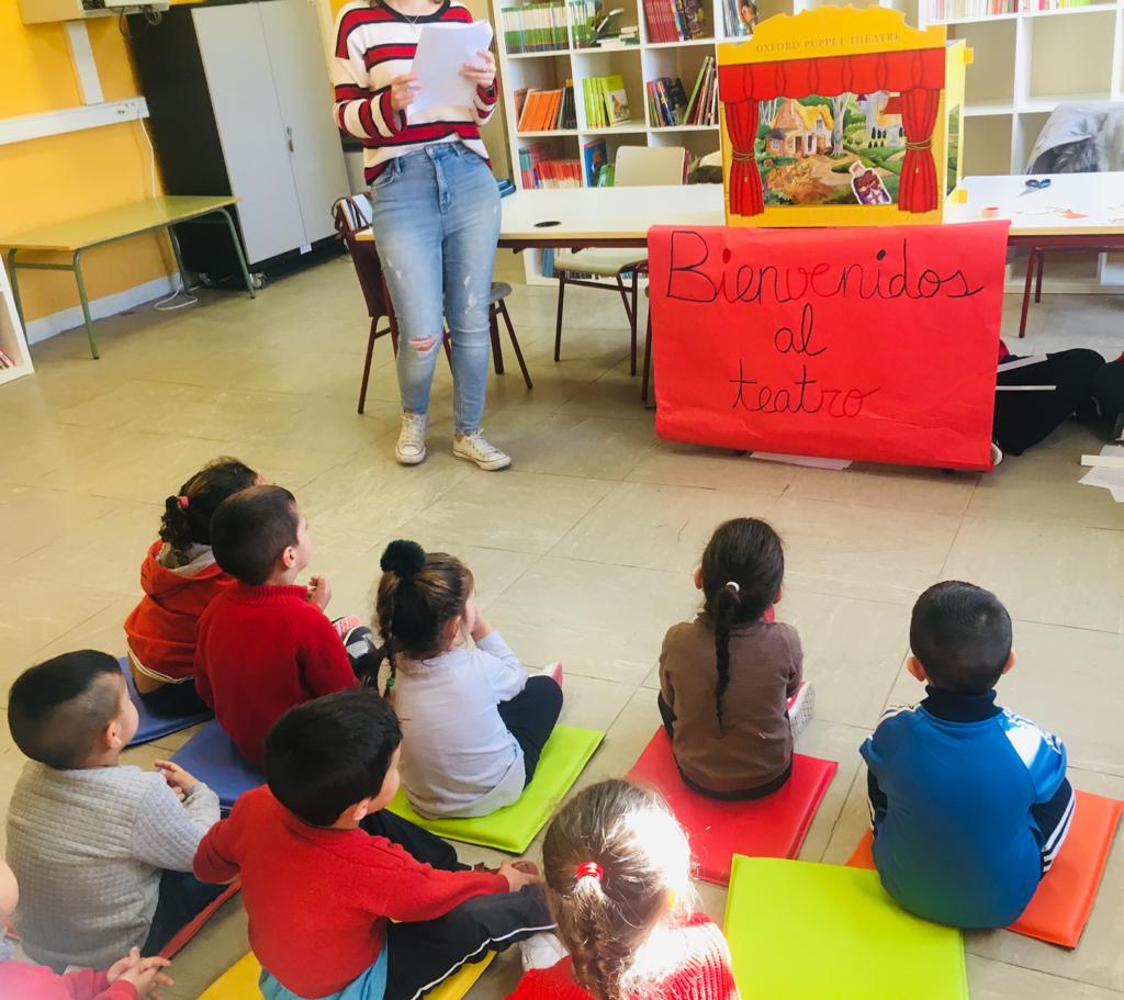 Teatro en la biblioteca