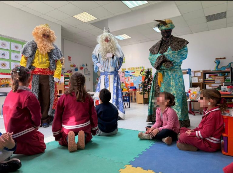 Los Reyes Magos en el colegio