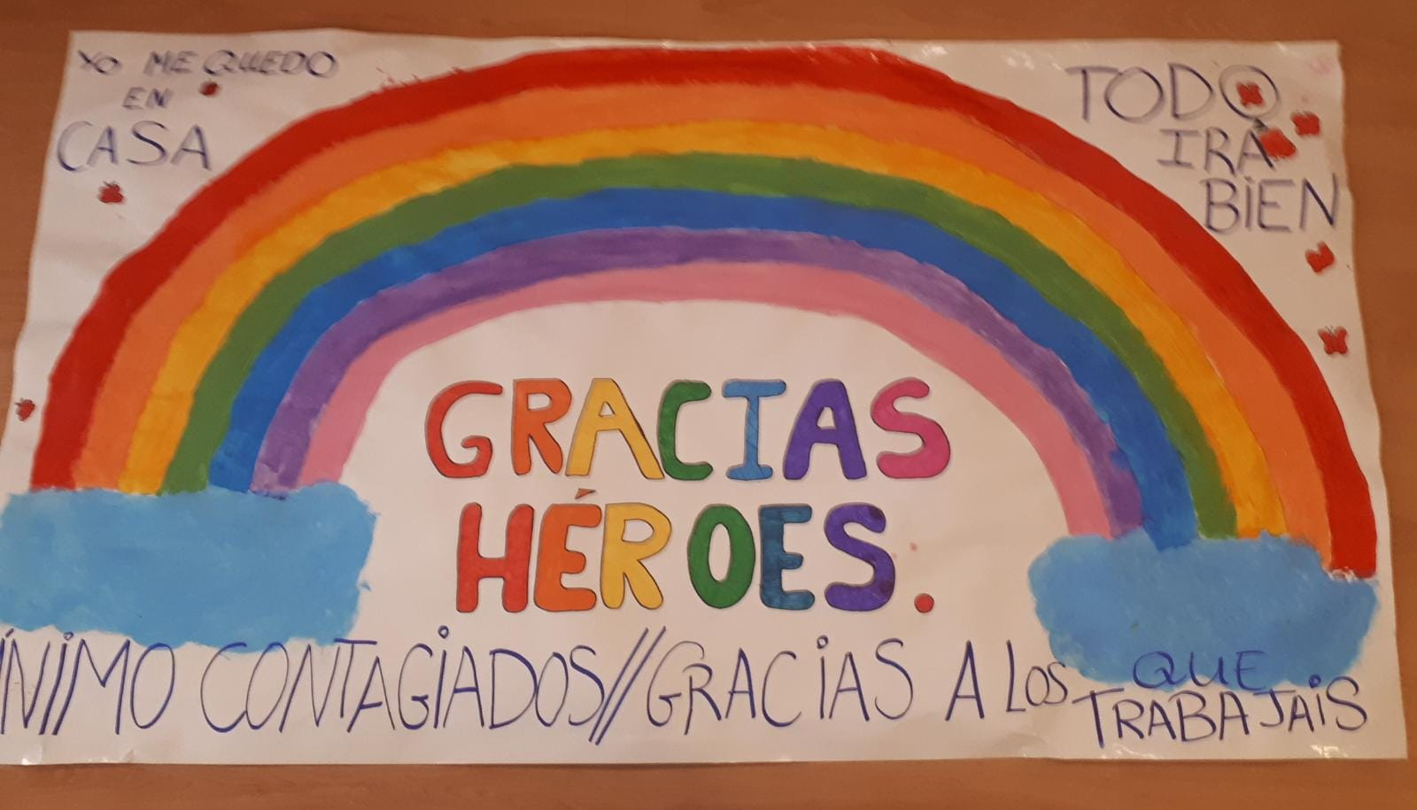 YO ME QUEDO EN CASA