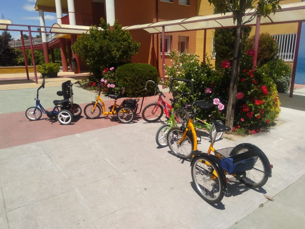 Foto de bicicletas adaptadas