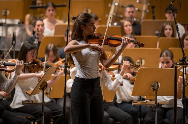 Sofía Sánchez durante una actuación