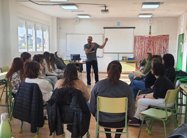 TALLER DE COMUNICACIÓN EN EL IES FELIPE TRIGO (MÓSTOLES)
