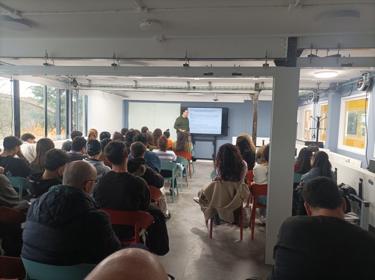 Charla de Emprendimiento Social