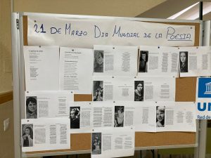 Poemas y marcapáginas elaborados por el alumnado