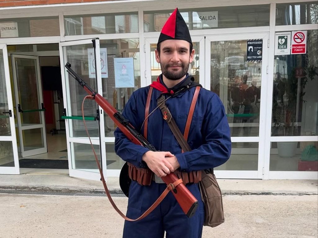 Recibimos la visita de un miliciano de la guerra civil