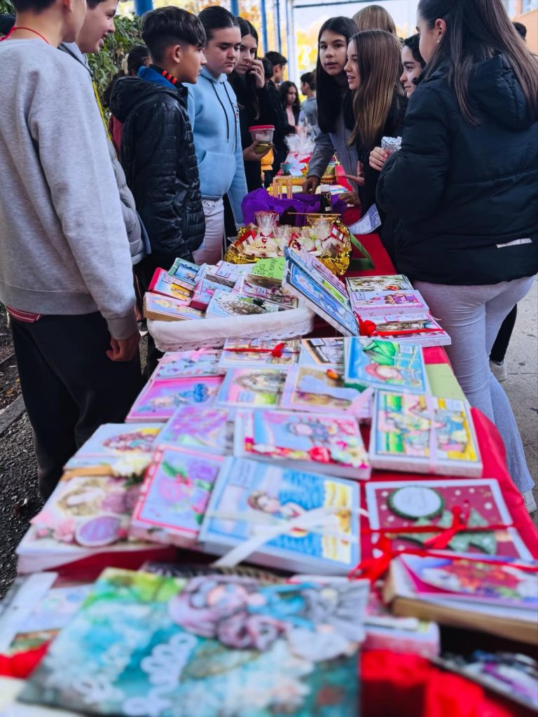 Mercadillo solidario navideño