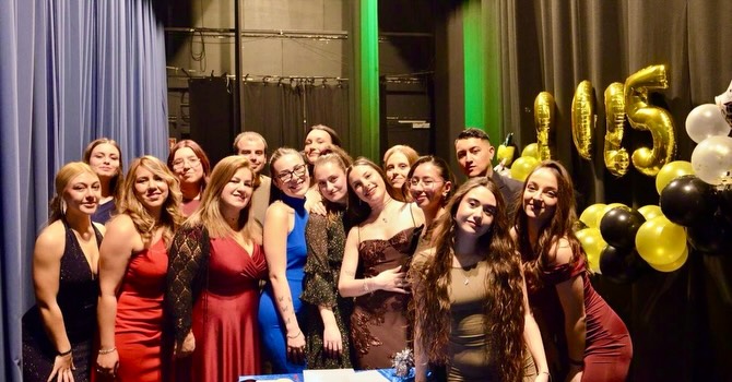 La promoción 2023-2025 del Ciclo Formativo de TCAE se gradúa.