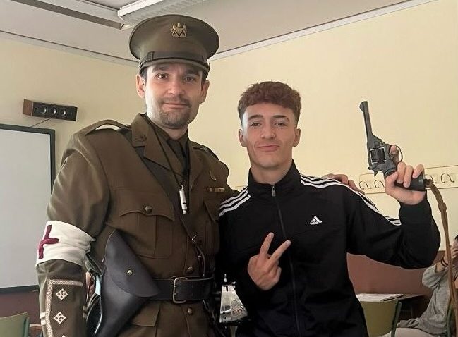 Recibimos la visita de un oficial médico de la Primera guerra mundial