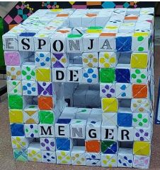 FRACTALES: ÁRBOL PITAGÓRICO Y LA ESPONJA DE MENGER