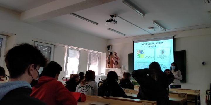 Charla Divulgativa de Biología