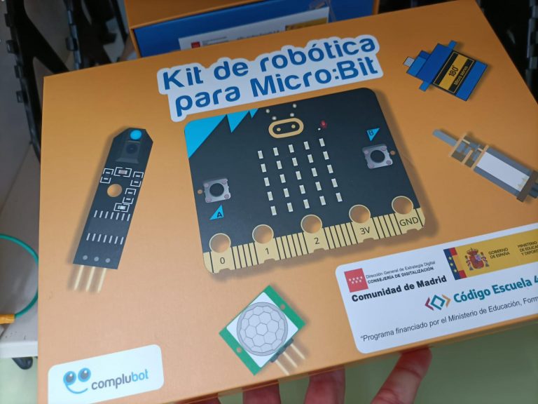 Comenzamos con ilusión el proyecto de robótica del centro