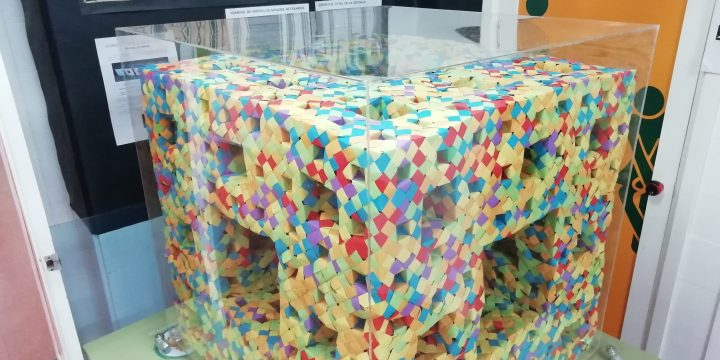 Proceso completo de construcción de la Esponja de Menger