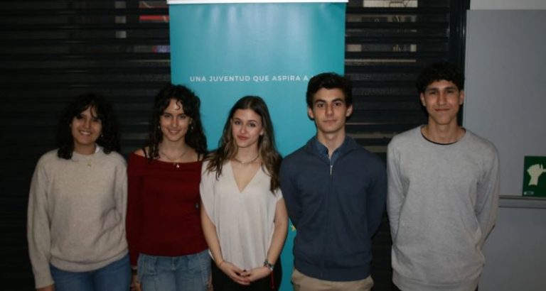Cinco alumnos del IES Príncipe Felipe participan en las II Olimpiadas de la Unión Europea